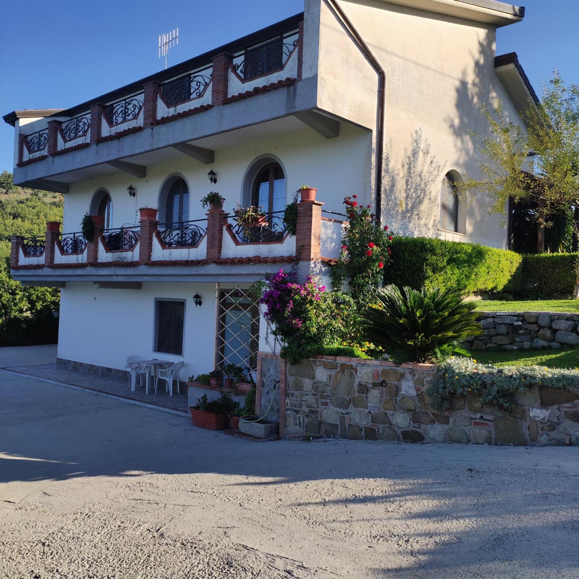 Ruggiero "Casa Vacanze" Villa Vallo della Lucania Dış mekan fotoğraf